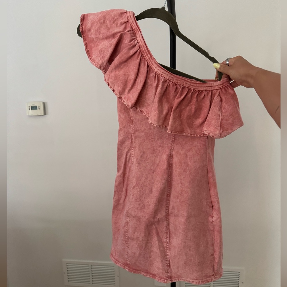 Superdown One-Shoulder Ruffle Dress in Pink